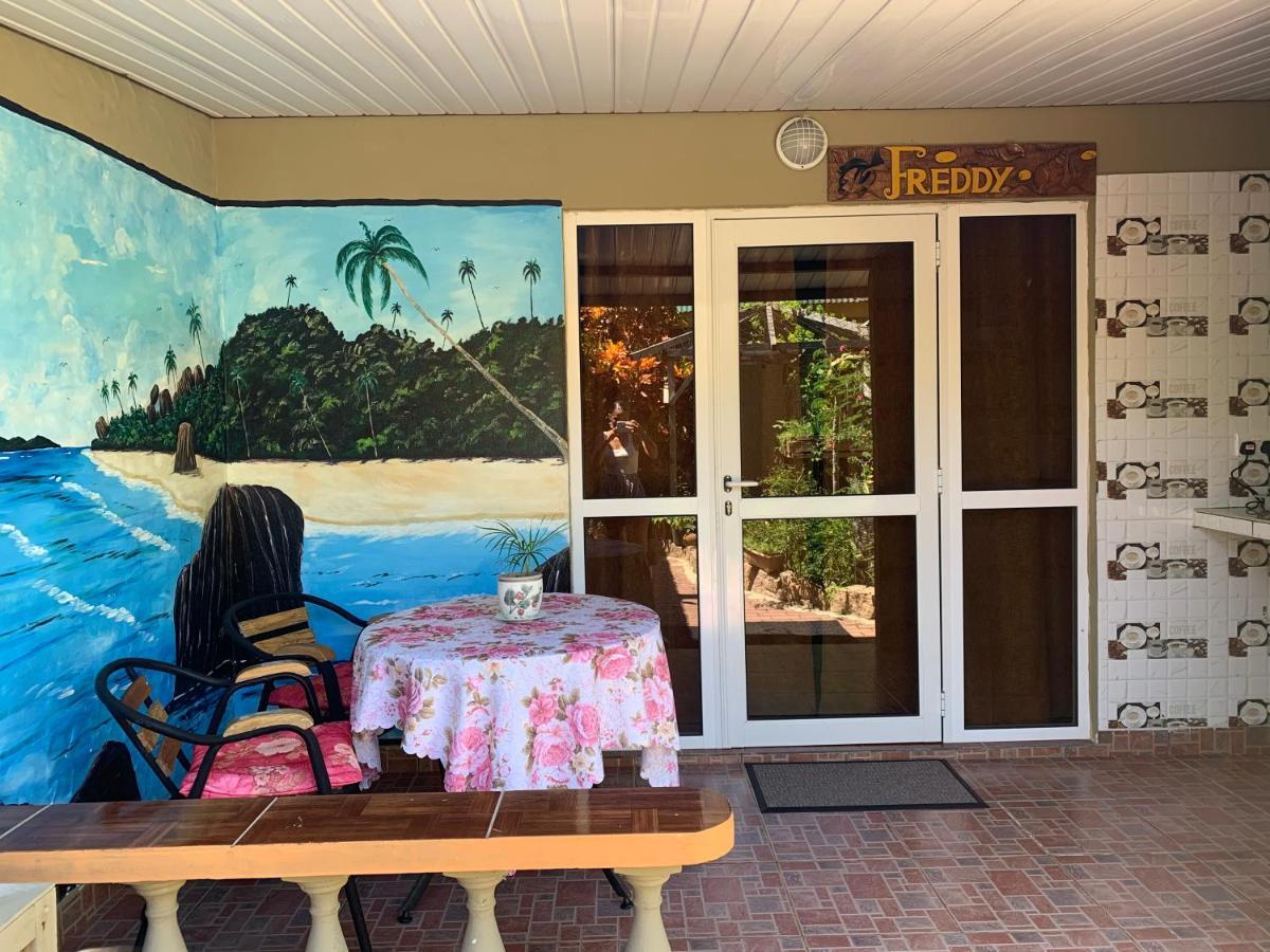 Island Bungalow La Digue Exterior foto
