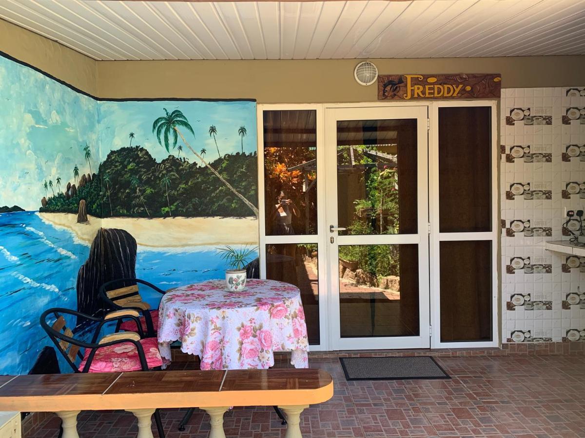Island Bungalow La Digue Exterior foto